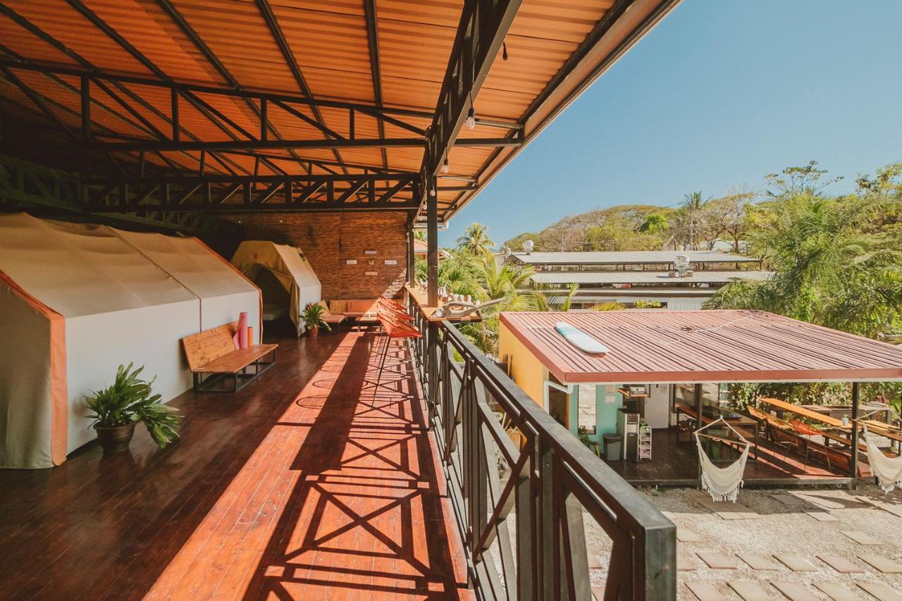 Playa Santa Teresa  Habitat Surf Glamp酒店 外观 照片