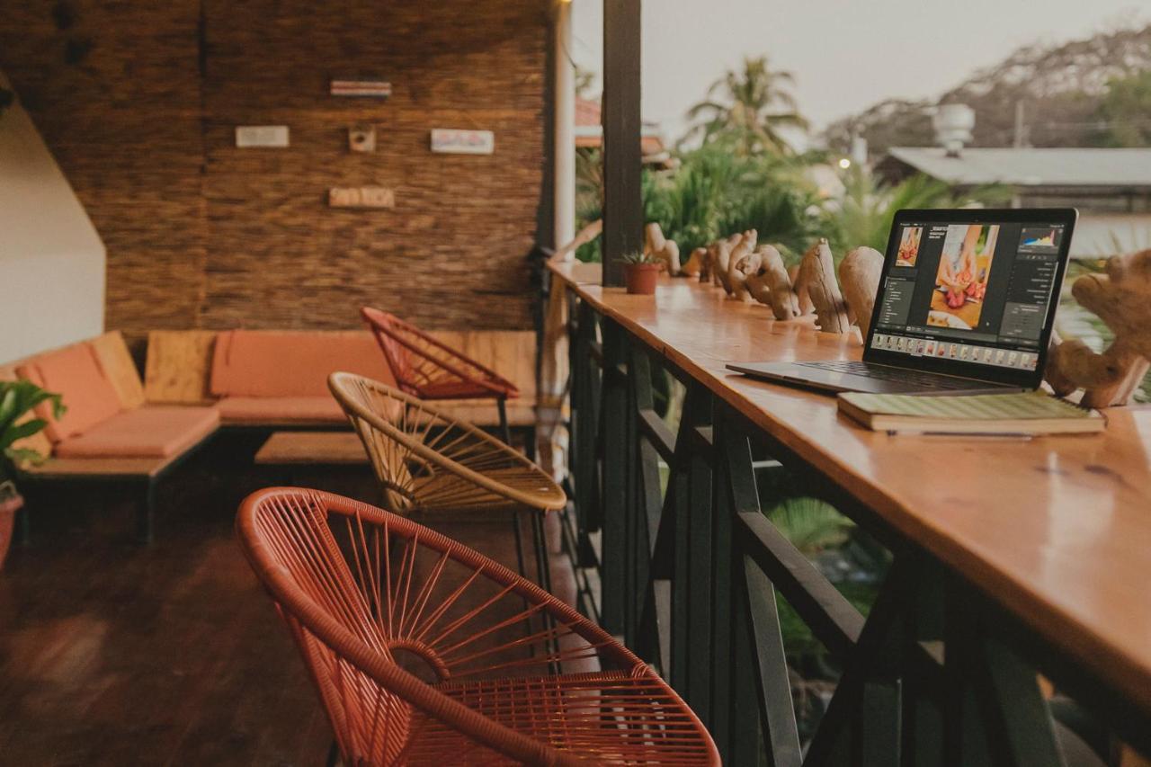 Playa Santa Teresa  Habitat Surf Glamp酒店 外观 照片